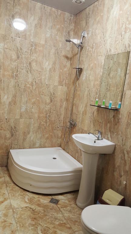 Hotel Sali Tbilisi Esterno foto
