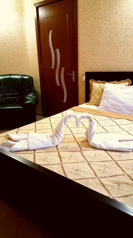 Hotel Sali Tbilisi Esterno foto