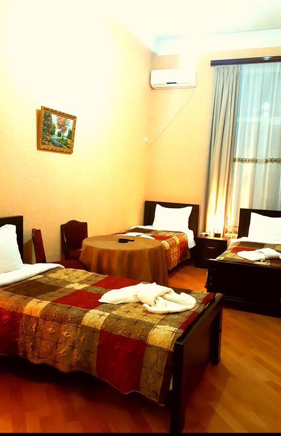 Hotel Sali Tbilisi Esterno foto